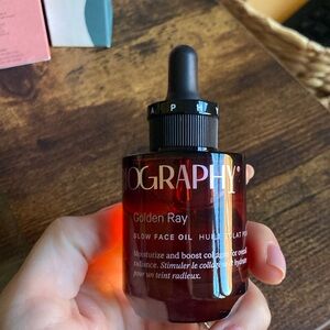 Brand New Biography Golden Ray Glow Face Oil
